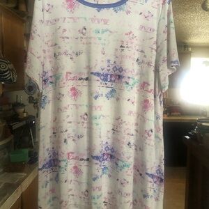 LuLaRoe Melissa Shark Bite Hem with Pink and Purple Accents 2Xl